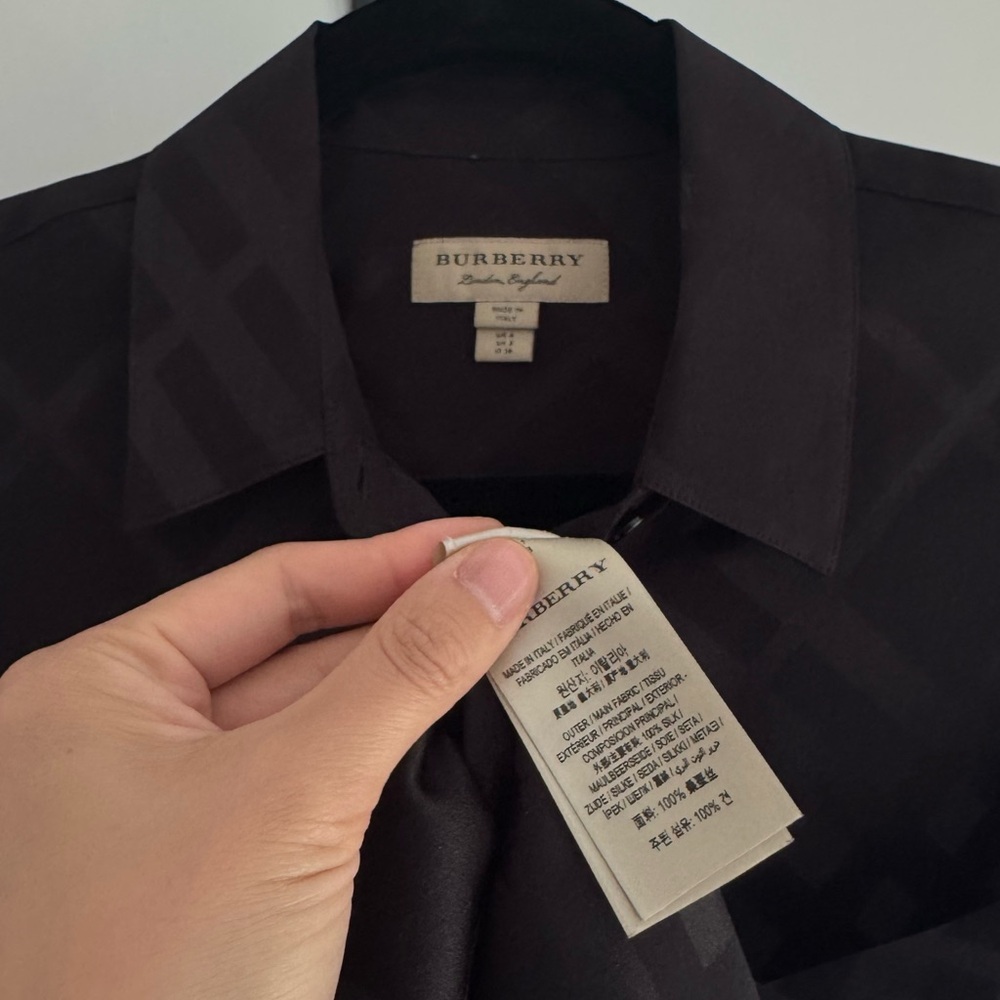 *FAIR CONDITION* Burberry Check Silk Shirt - Picture 4 of 4